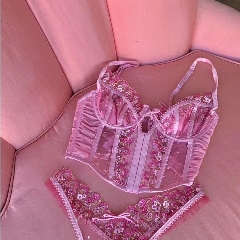 For love and lemons fan floral pink bustier